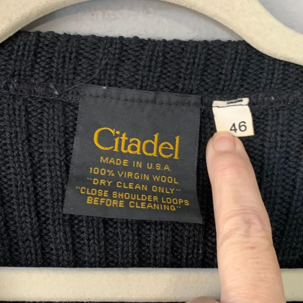 Citadel black wool ribbed knit vneck military‎ style patch sweater. Size XL